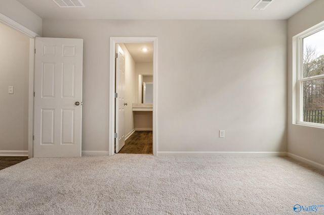 4016 Mckenzie Drive, Decatur, AL 35603