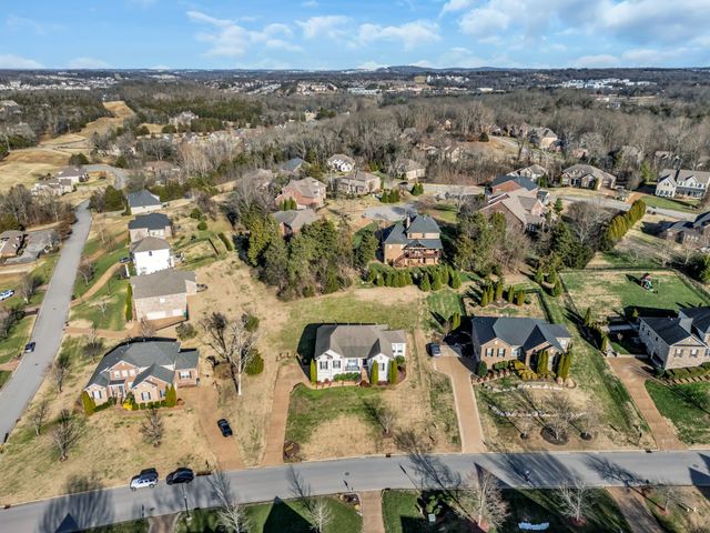 2108 Willowmet Dr, Brentwood, TN 37027