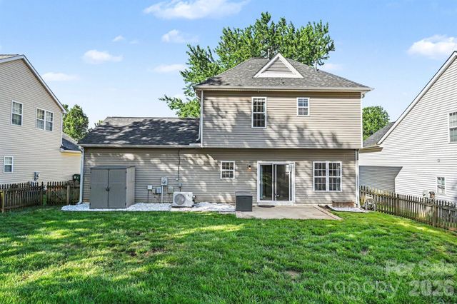 9902 Highlands Crossing Drive, Charlotte, NC 28277