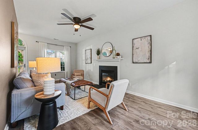 9902 Highlands Crossing Drive, Charlotte, NC 28277