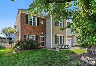 9902 Highlands Crossing Drive, Charlotte, NC 28277