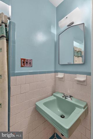 11619 35TH PL, Beltsville, MD 20705