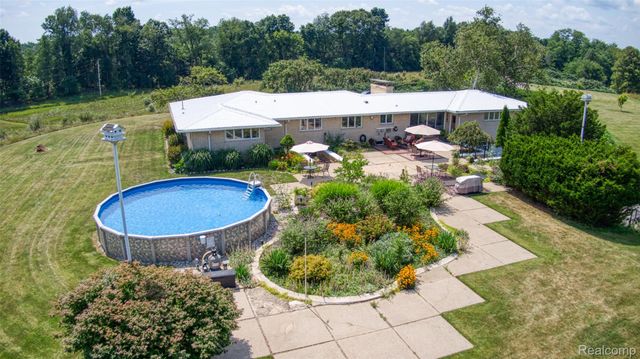 18999 Weller Road, Unadilla Township, MI 48137