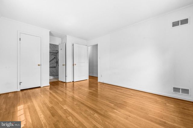 5605 ALTA VISTA RD, Bethesda, MD 20817