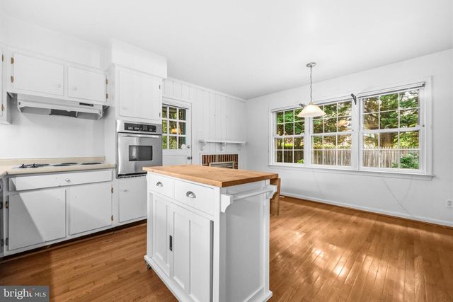 5605 ALTA VISTA RD, Bethesda, MD 20817