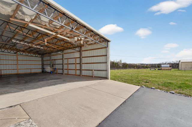 3070 Midland Rd, Shelbyville, TN 37160