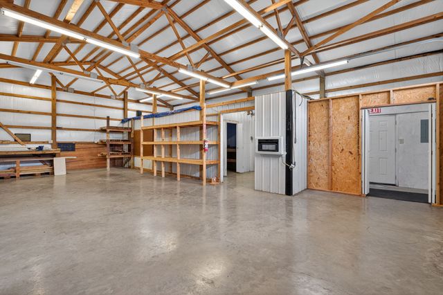 3070 Midland Rd, Shelbyville, TN 37160