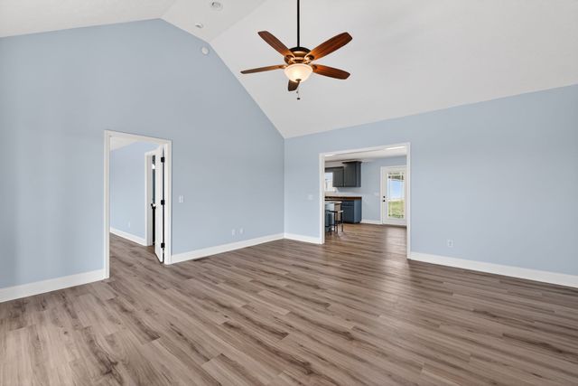 3070 Midland Rd, Shelbyville, TN 37160