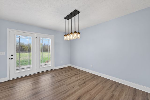 3070 Midland Rd, Shelbyville, TN 37160