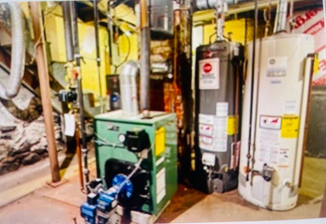 60 Pearl St, Leominster, MA 01453