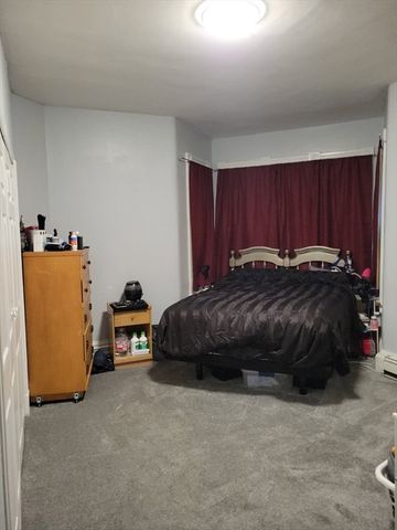 60 Pearl St, Leominster, MA 01453