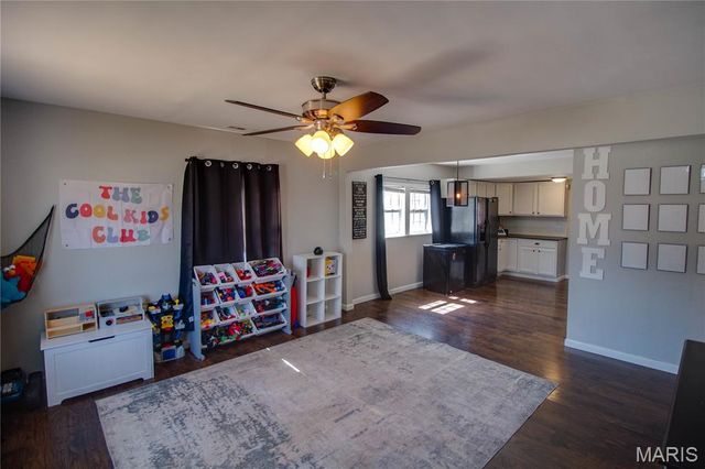 549 McHugh Street, Wood River, IL 62095