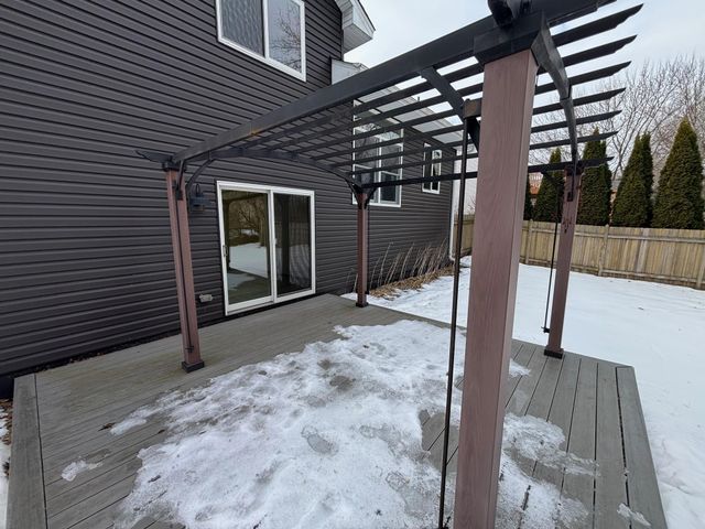 7550 31st Street N, Oakdale, MN 55128