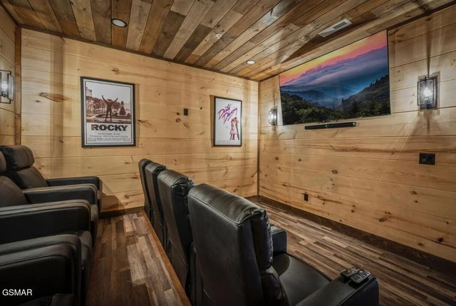 2004 Thistle Thorn Trail, Sevierville, TN 37876