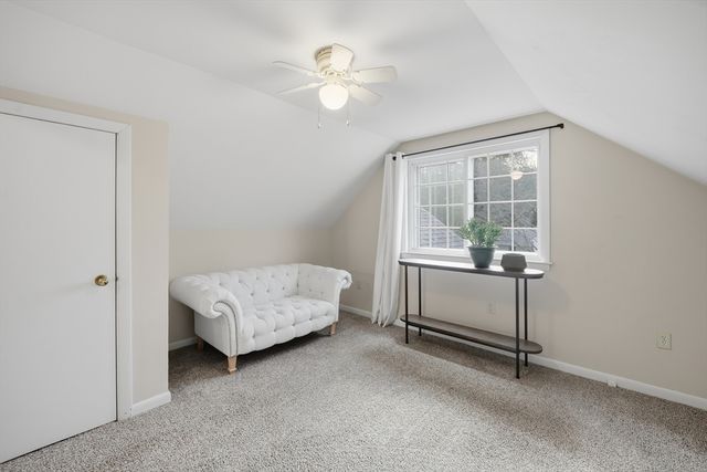 33 Springdale St, Westfield, MA 01085