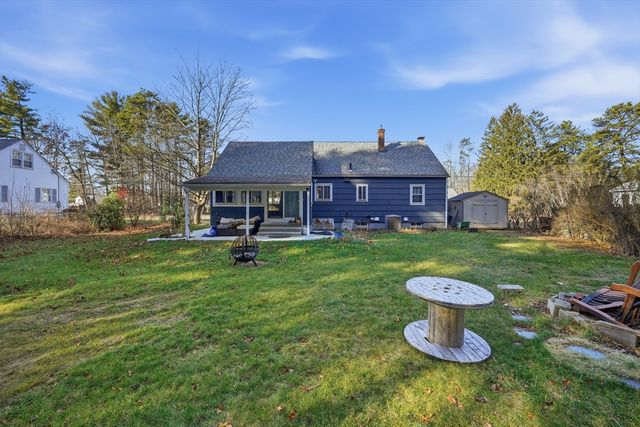 33 Springdale St, Westfield, MA 01085