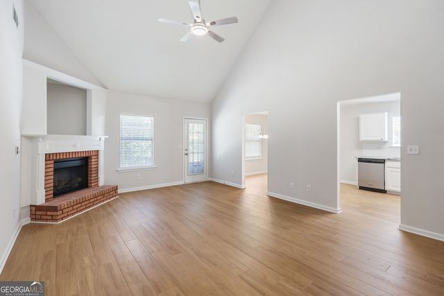 552 Brewer Drive, Locust Grove, GA 30248