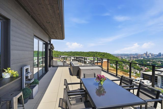 1204 Vistapointe Drive, Park Hills, KY 41011