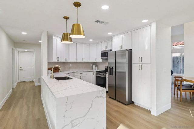 664 Crescent Dr, Chula Vista, CA 91911