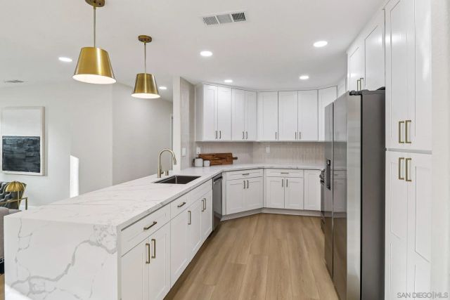 664 Crescent Dr, Chula Vista, CA 91911