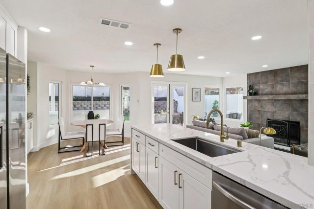 664 Crescent Dr, Chula Vista, CA 91911