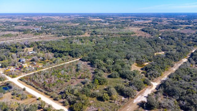 15686 NW 300th Street, Okeechobee, FL 34972