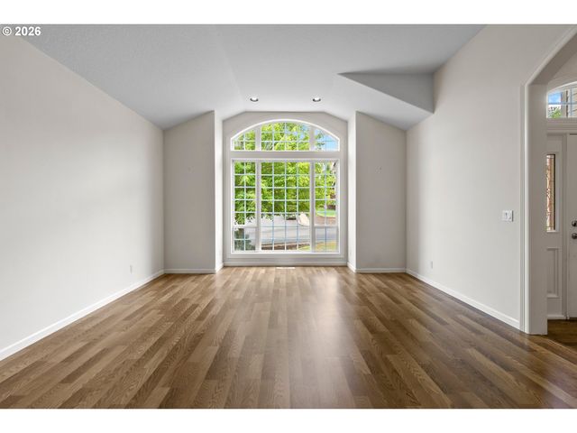 4511 Sw EQUESTRIAN Dr, Gresham, OR 97080