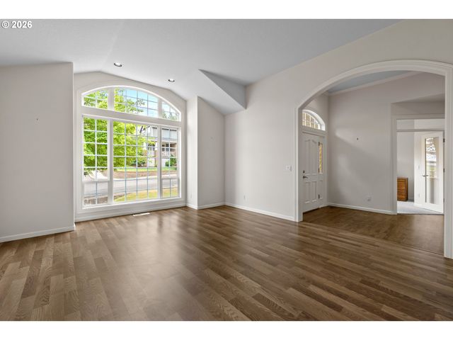 4511 Sw EQUESTRIAN Dr, Gresham, OR 97080
