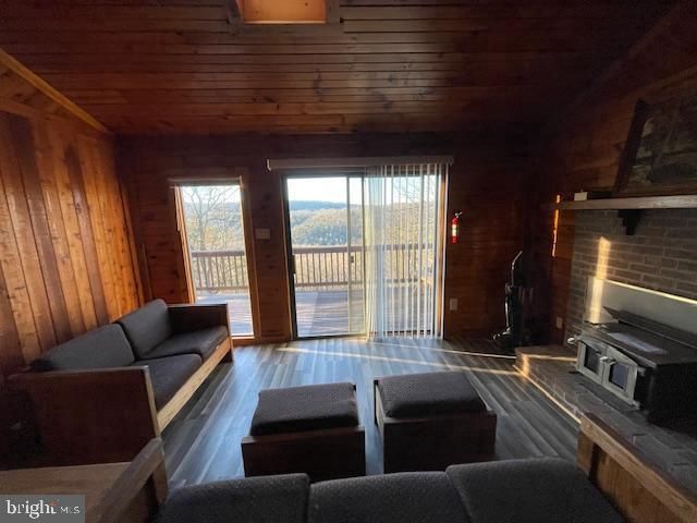 209 BOWMAN DR, Capon Bridge, WV 26711