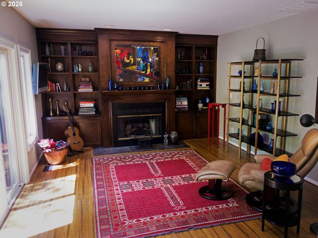1876 PALISADES LAKE Ct, Lake Oswego, OR 97034