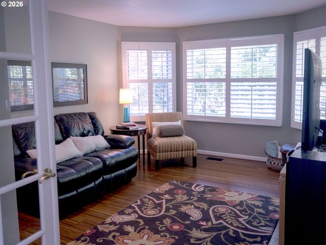1876 PALISADES LAKE Ct, Lake Oswego, OR 97034
