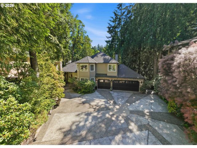 1876 PALISADES LAKE Ct, Lake Oswego, OR 97034