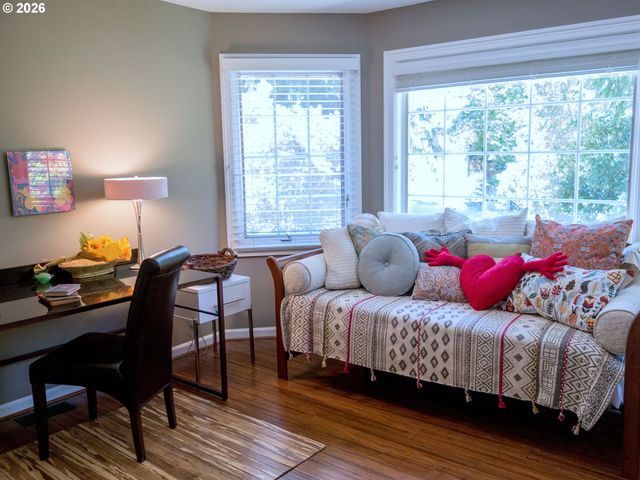 1876 PALISADES LAKE Ct, Lake Oswego, OR 97034