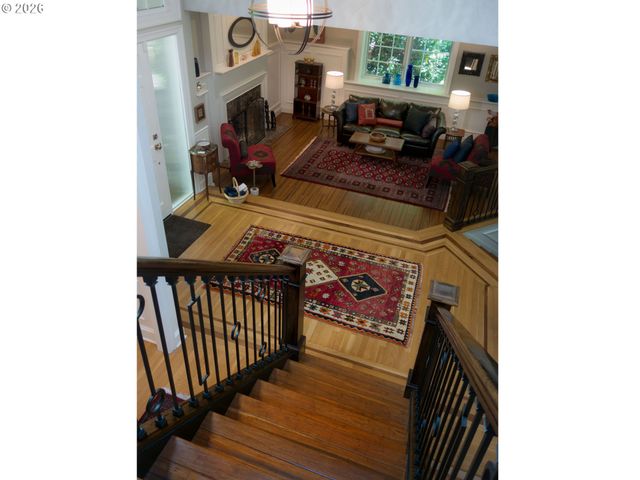 1876 PALISADES LAKE Ct, Lake Oswego, OR 97034