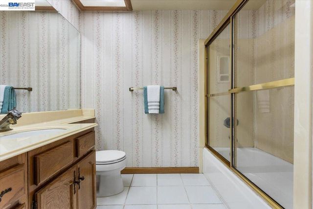 6444 6444 Boone Dr, Castro Valley, CA 94552