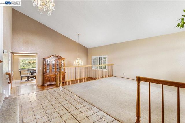 6444 6444 Boone Dr, Castro Valley, CA 94552