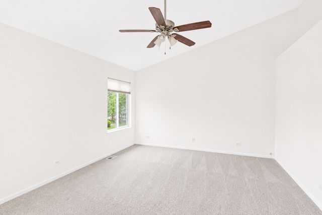 360 Thomas Drive, West Chicago, IL 60185