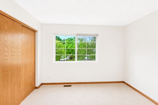 360 Thomas Drive, West Chicago, IL 60185