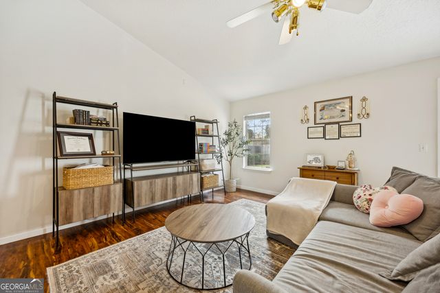 523 Lake Jordan Boulevard W, Kingsland, GA 31548