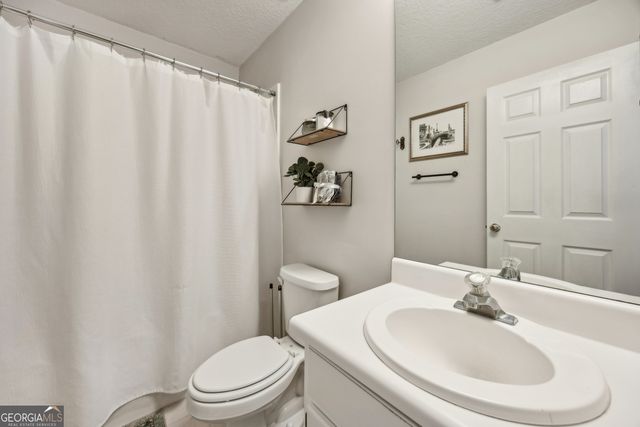 523 Lake Jordan Boulevard W, Kingsland, GA 31548