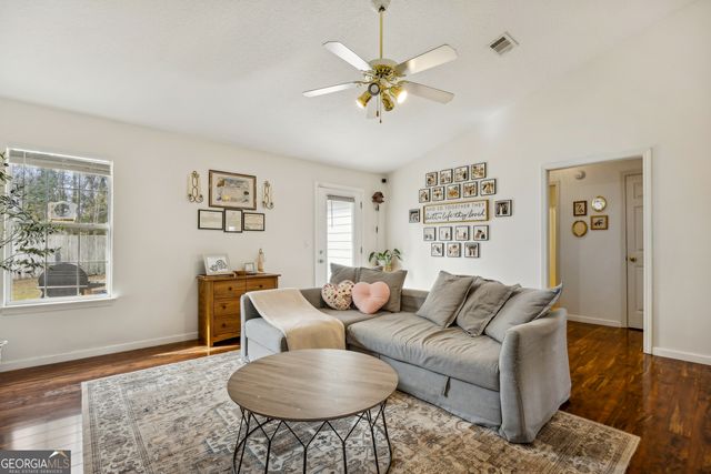 523 Lake Jordan Boulevard W, Kingsland, GA 31548