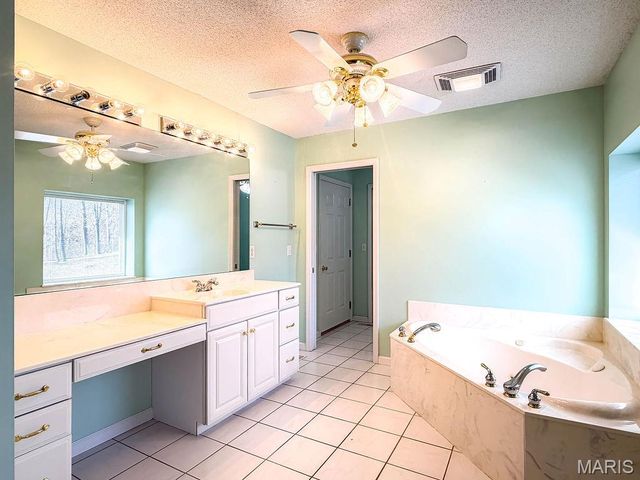 113 Parkview Drive, Crystal City, MO 63019