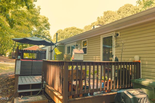 5926 Suncreek Court, Raleigh, NC 27606