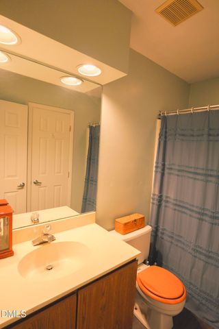 5926 Suncreek Court, Raleigh, NC 27606