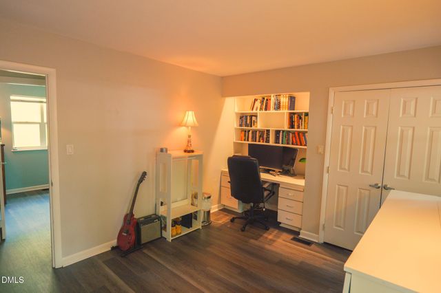 5926 Suncreek Court, Raleigh, NC 27606