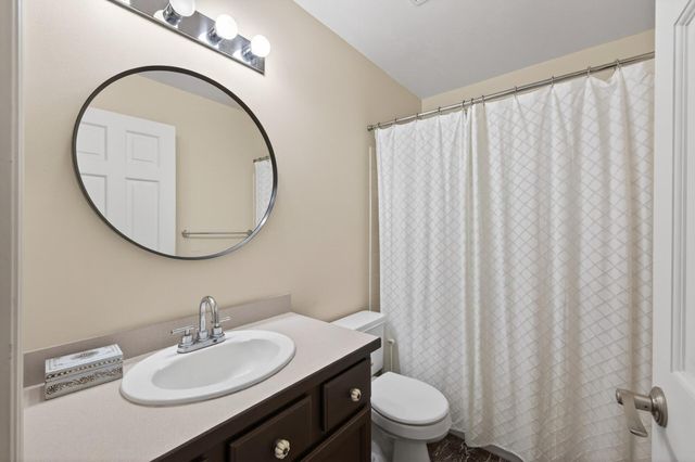 392 Pendryn Hill Curve, Woodbury, MN 55125