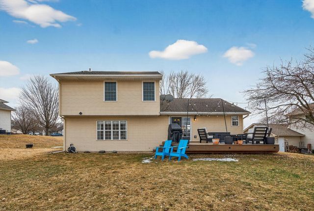 392 Pendryn Hill Curve, Woodbury, MN 55125