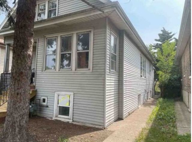 5417 S Sacramento Avenue, Chicago, IL 60632