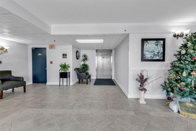 21405 OLEAN BOULEVARD 208, Port Charlotte, FL 33952