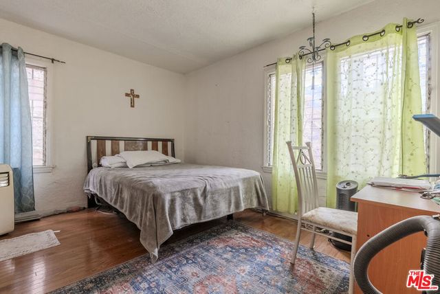 2251 Moss Avenue, Los Angeles, CA 90065